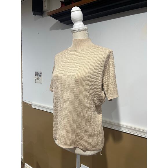 Neiman Marcus Knit Blouse in Beige - Picture 2 of 4